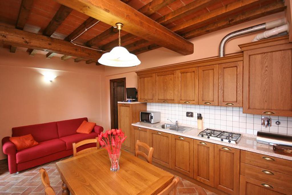 Tuscany Country Apartments 감바시 외부 사진