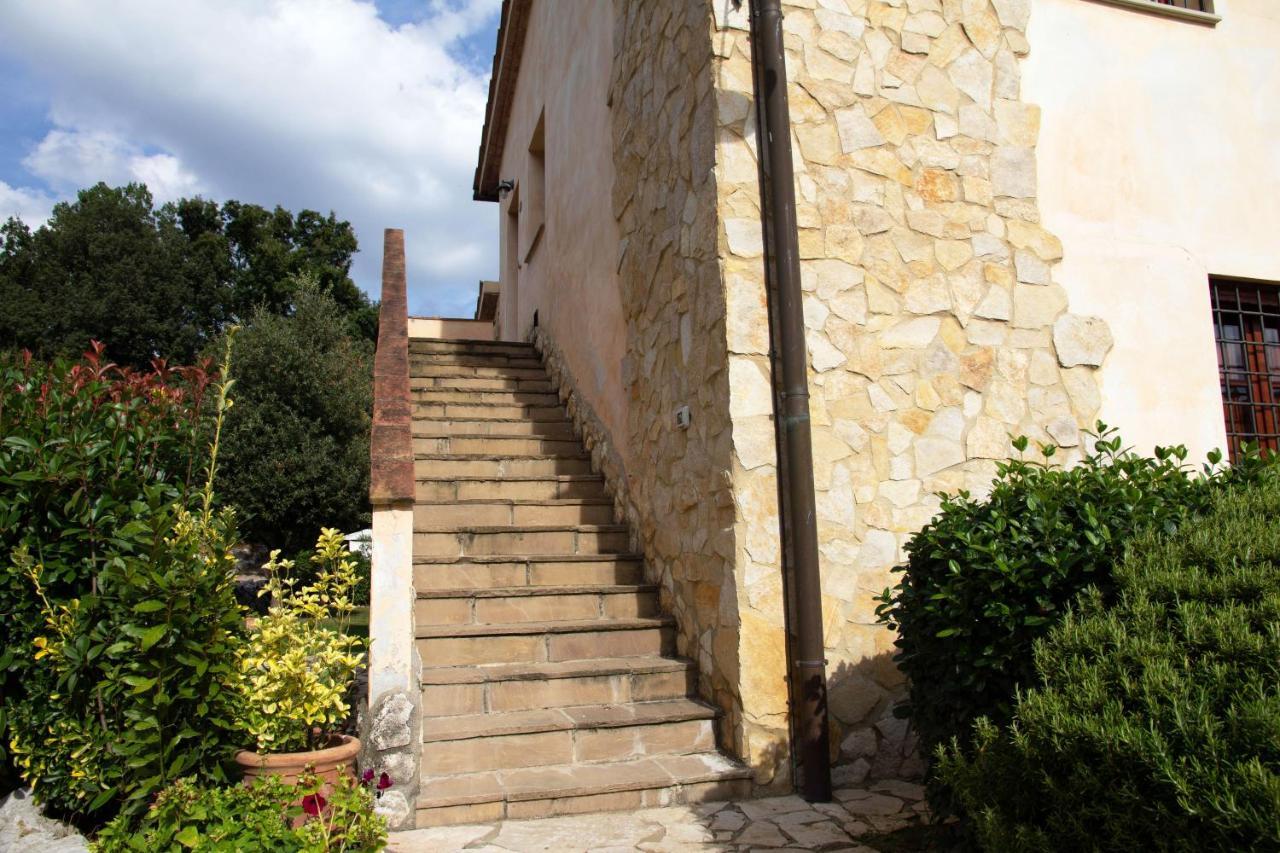 Tuscany Country Apartments 감바시 외부 사진