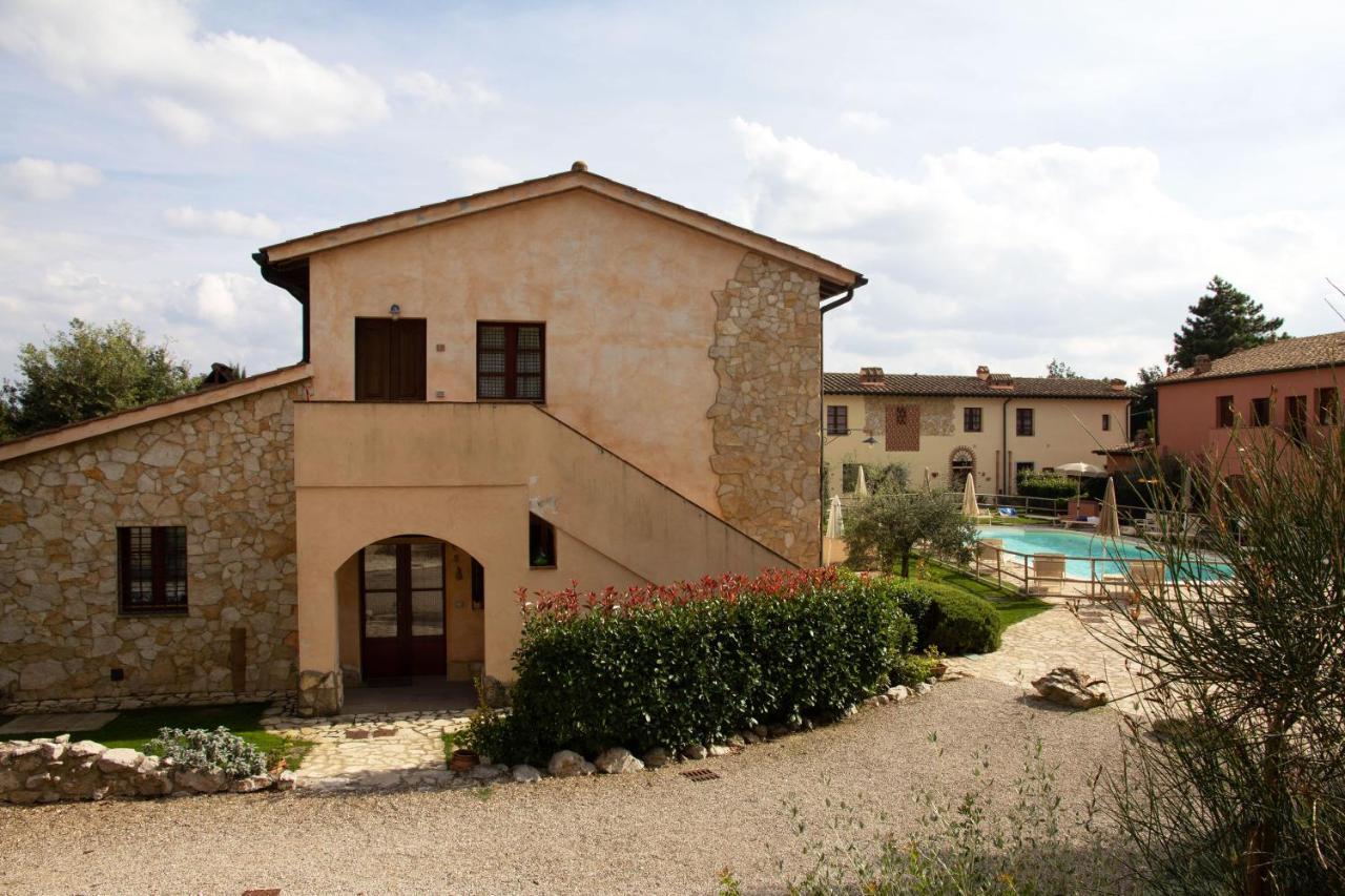 Tuscany Country Apartments 감바시 외부 사진