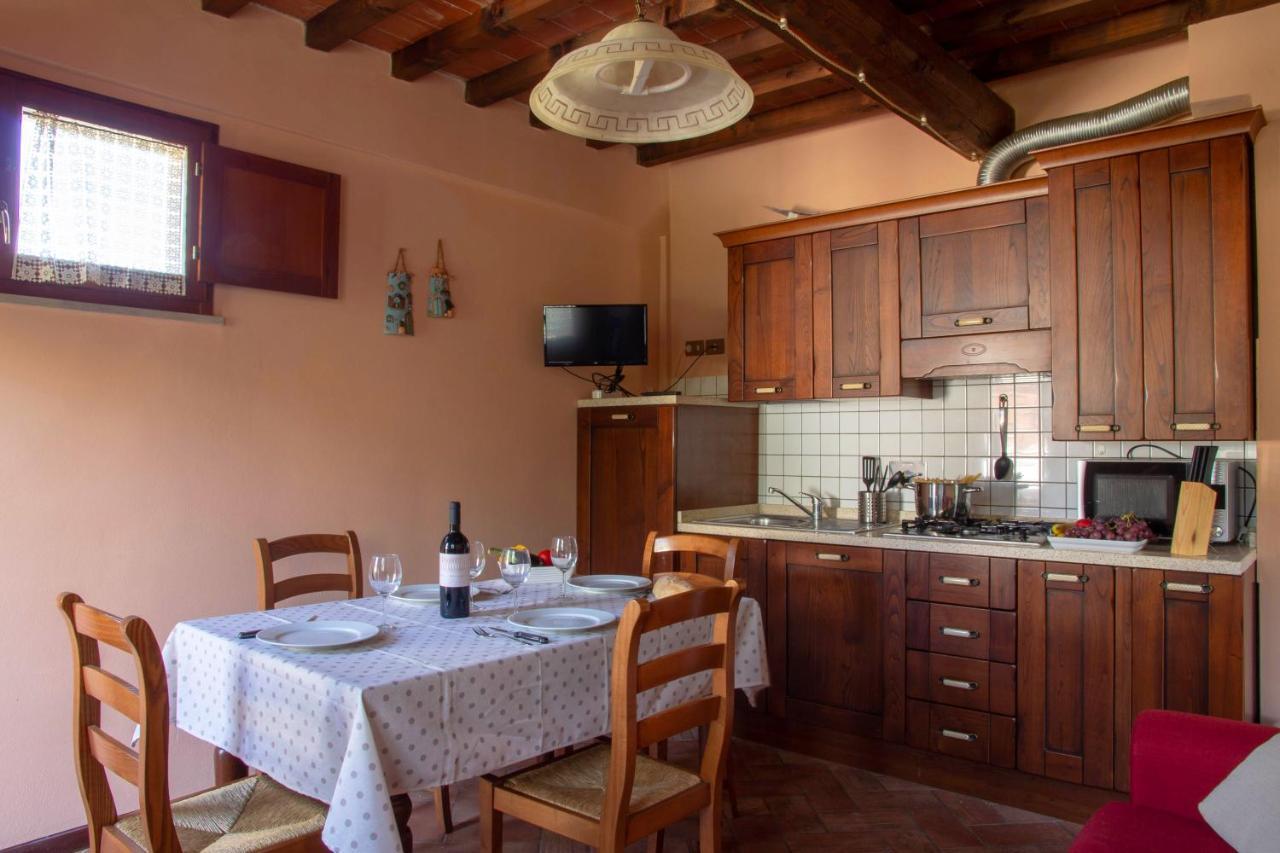 Tuscany Country Apartments 감바시 외부 사진
