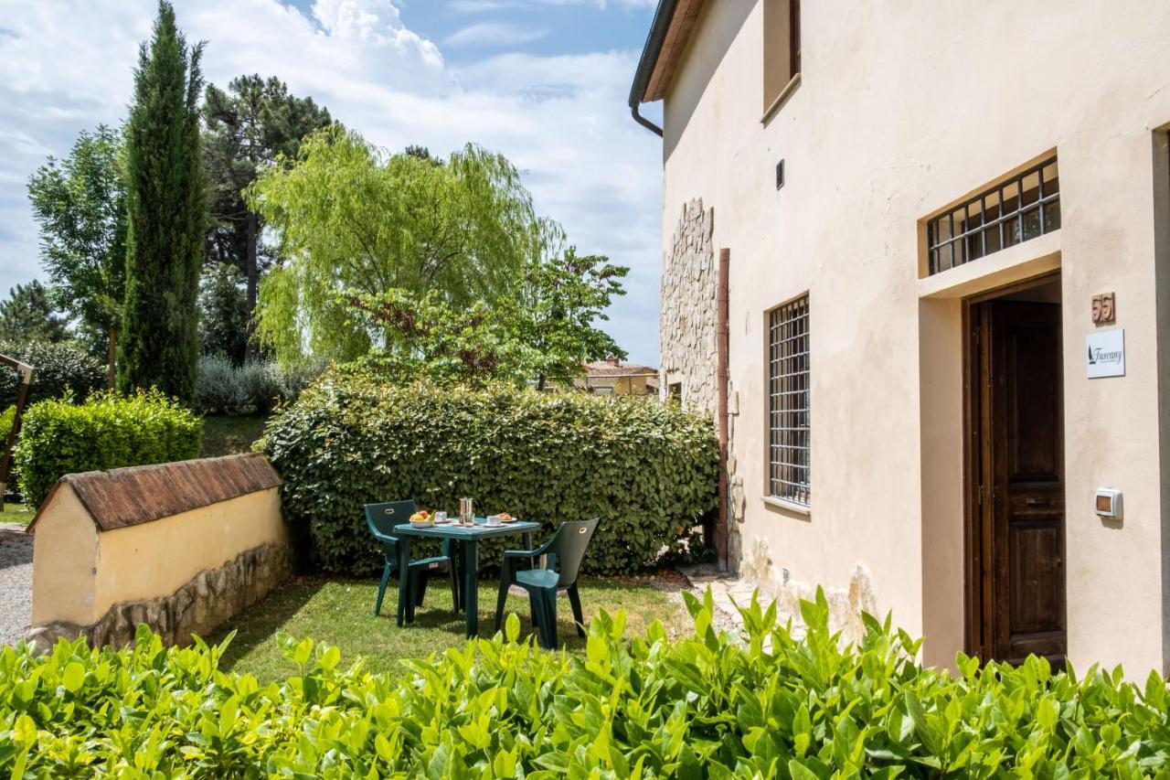 Tuscany Country Apartments 감바시 외부 사진