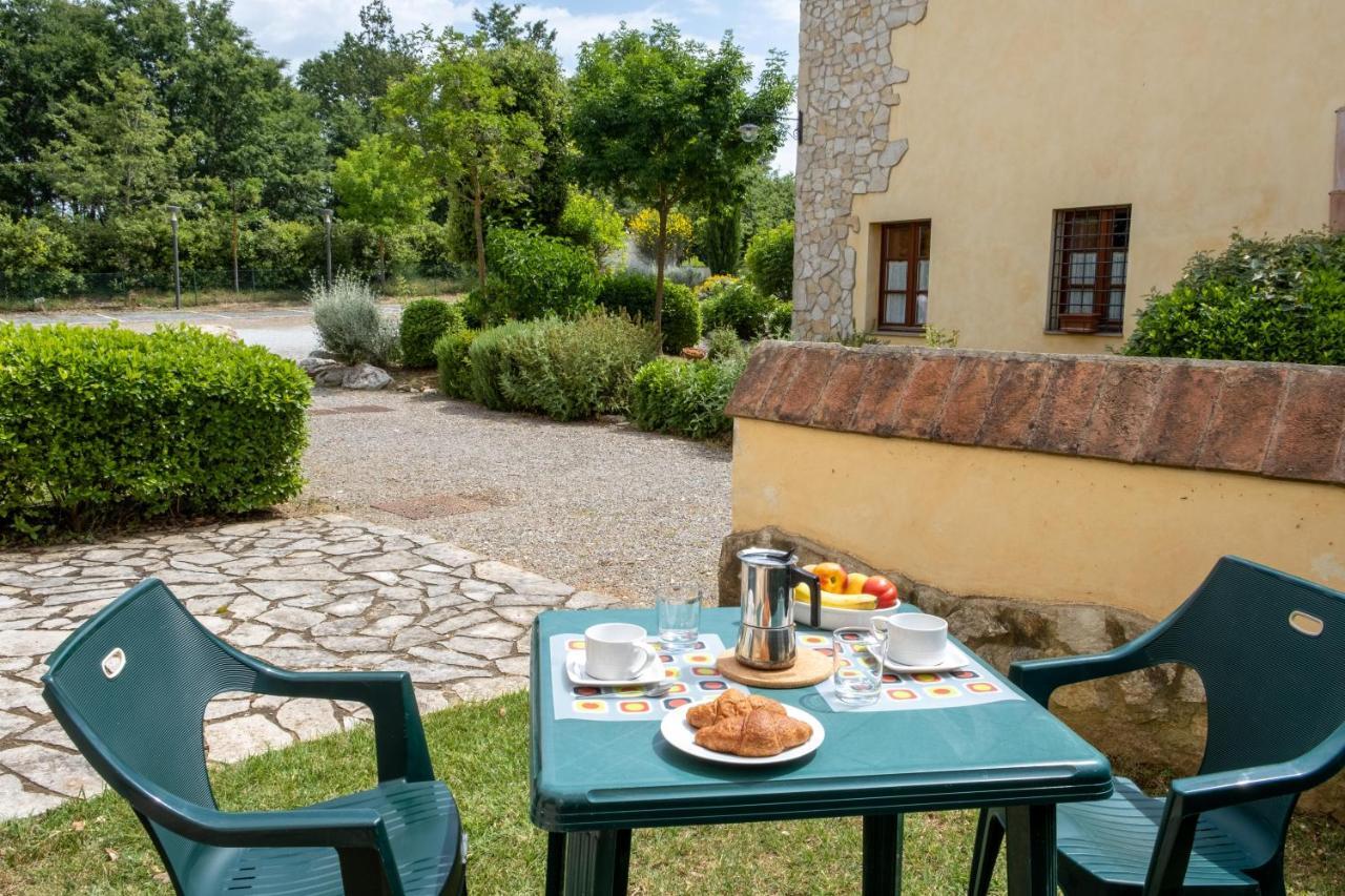 Tuscany Country Apartments 감바시 외부 사진