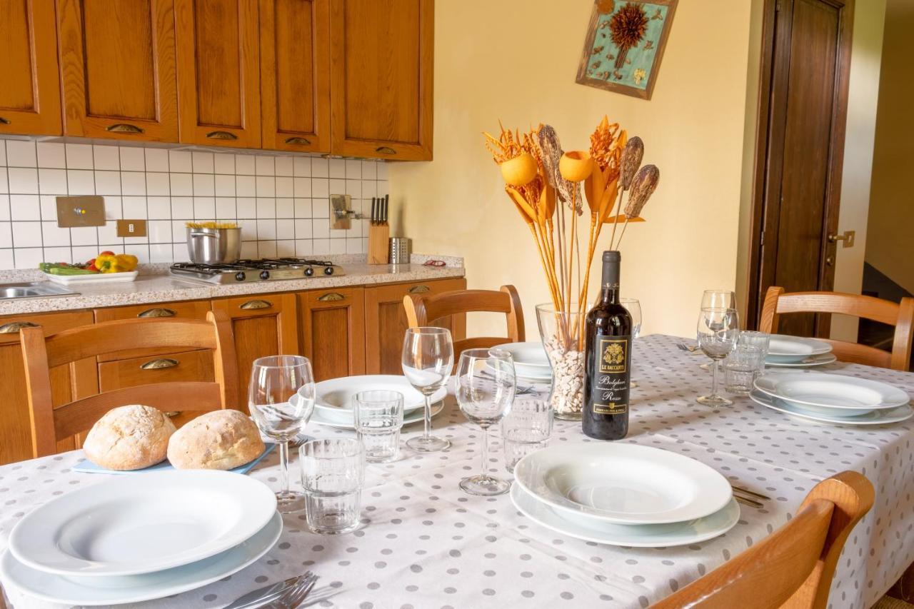 Tuscany Country Apartments 감바시 외부 사진