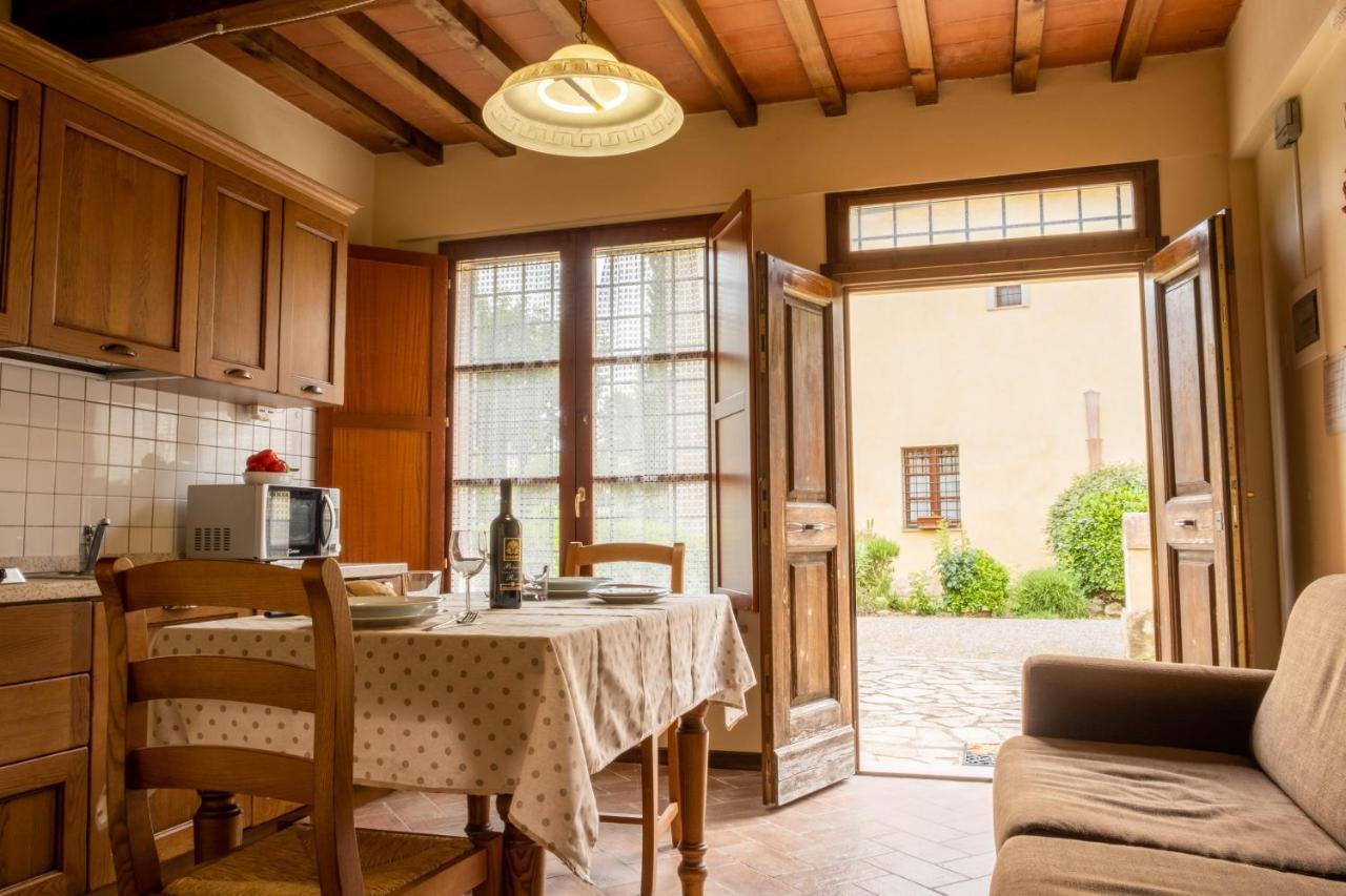 Tuscany Country Apartments 감바시 외부 사진