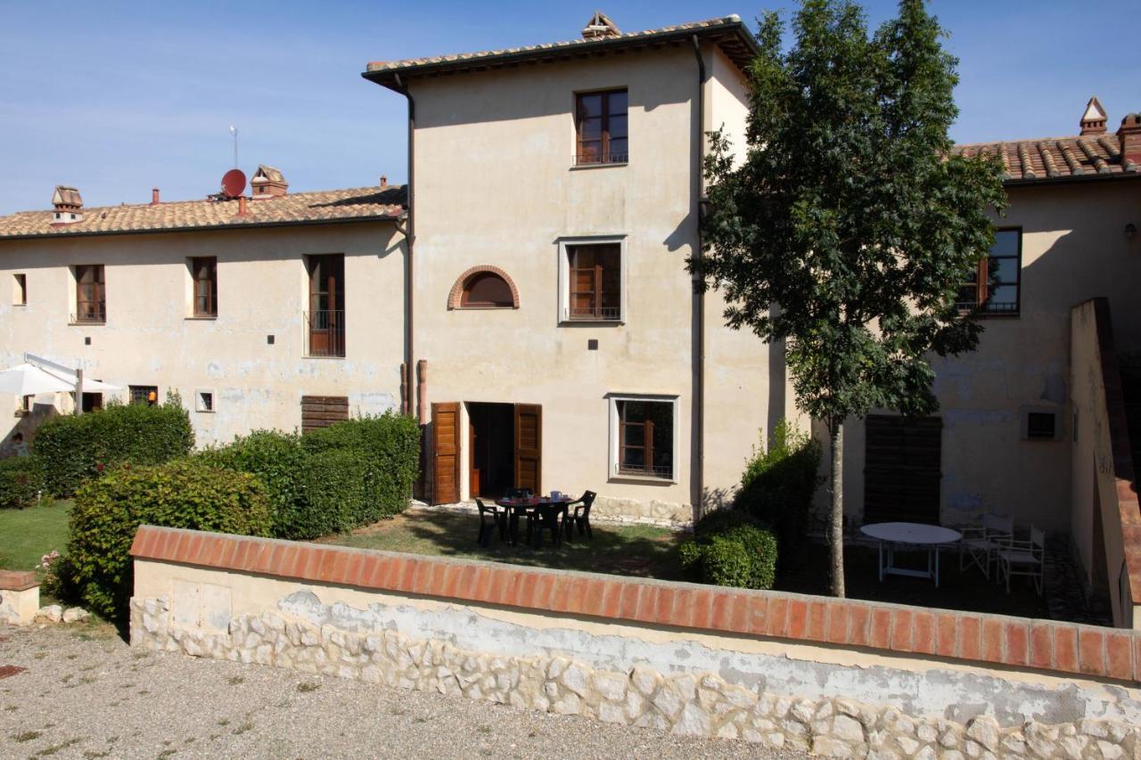 Tuscany Country Apartments 감바시 외부 사진