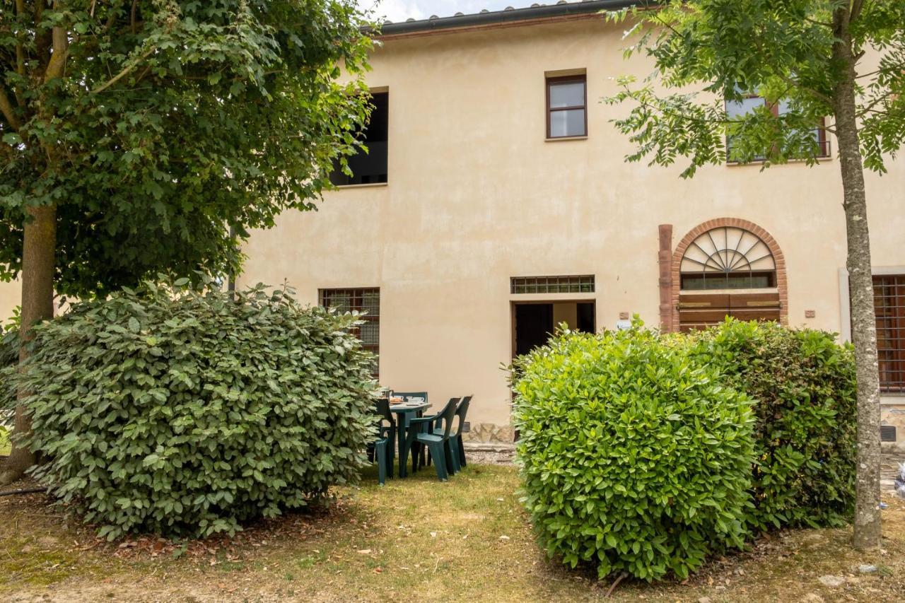 Tuscany Country Apartments 감바시 외부 사진