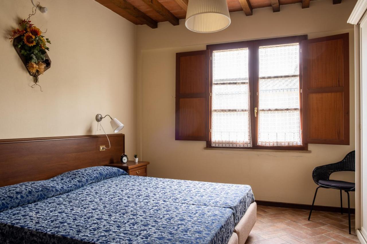 Tuscany Country Apartments 감바시 외부 사진